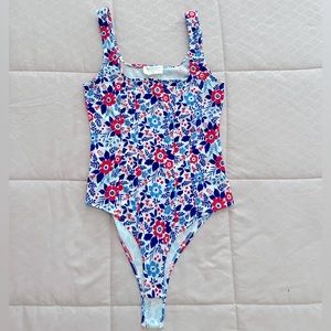 Like new! @nanamacs bodysuit. Red, white and blue just for you! ❤️🤍💙 Small.